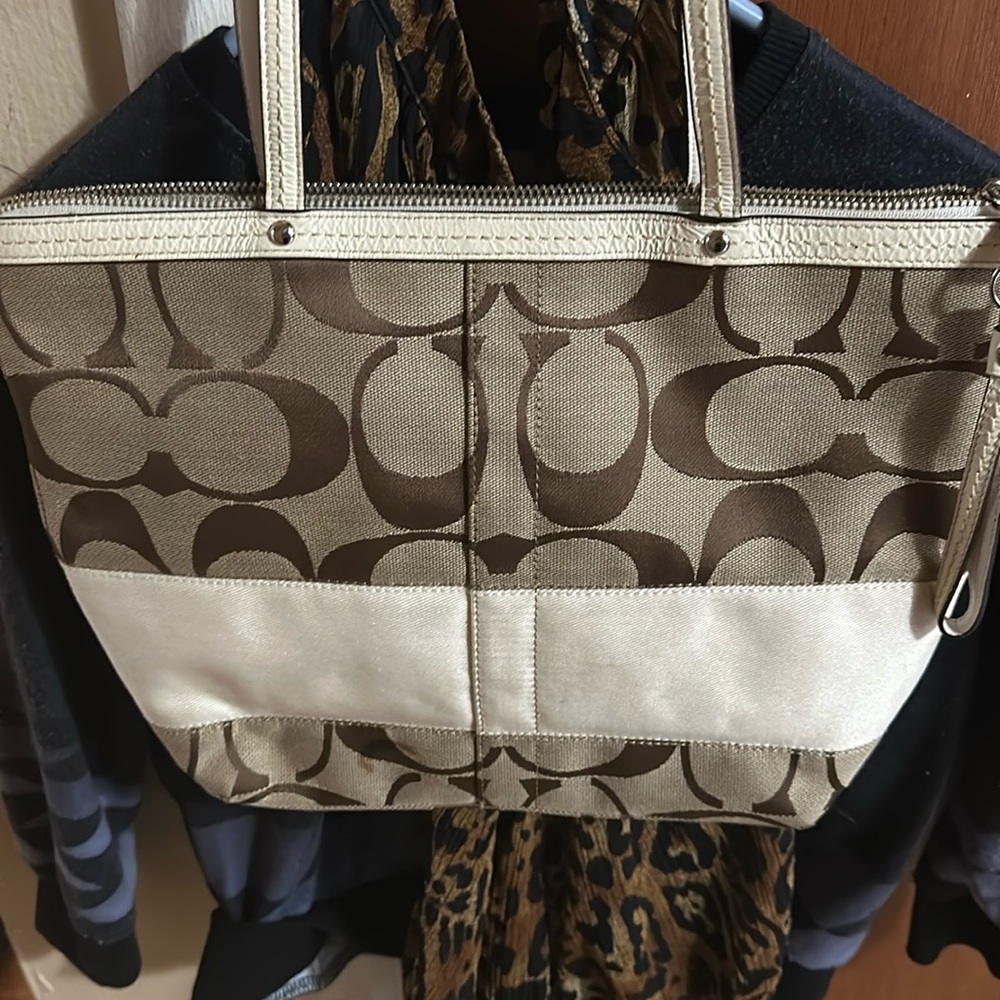 COPY - Vintage tan coach bag